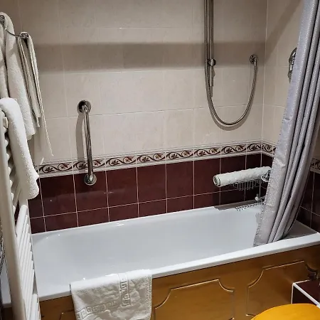 The Royal Inn 4*